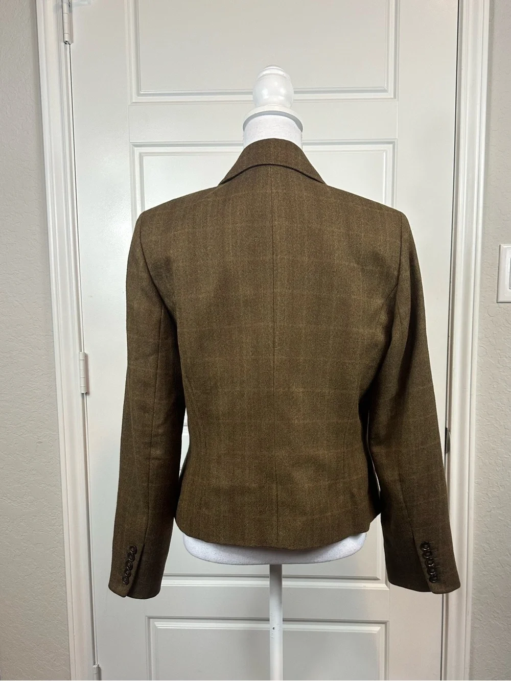 Ellen Tracy Classic 100% Wool Structured Silhouette Brown Plaid Blazer Size 10